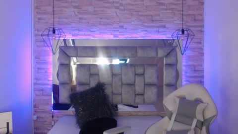   online show from February 24, 11:41 am