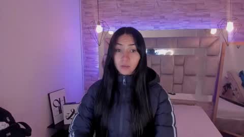   online show from March 10, 12:06 pm