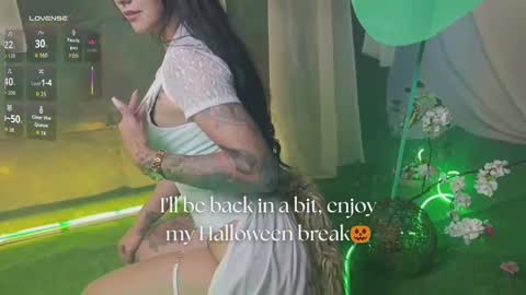   online show from October 27, 12:55 pm