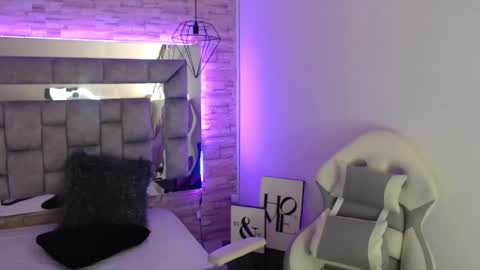   online show from February 14, 12:14 pm