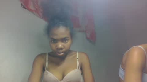 tsaralaza online show from October 10, 9:31 pm