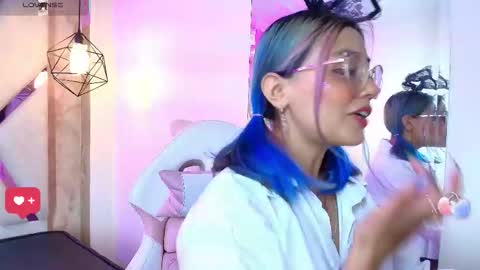 Tsukineko online show from November 21, 2:35 am