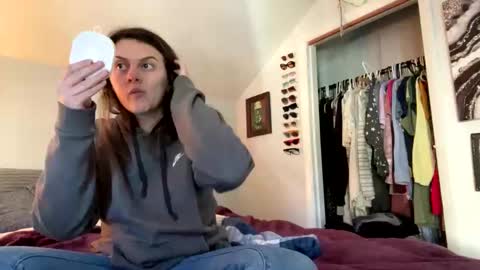turtlegirl21 online show from December 7, 6:48 pm