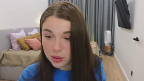 Ariana online show from February 10, 9:15 pm