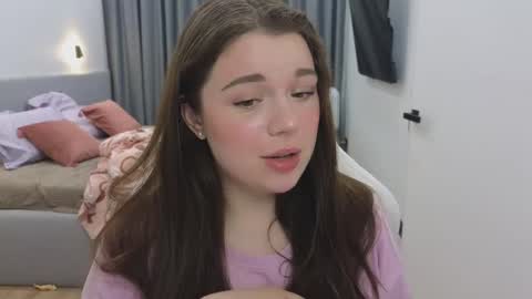 Ariana online show from March 9, 9:25 pm