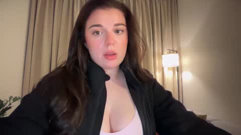 Ariana online show from June 14, 8:09 pm