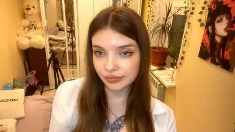 Emily online show from February 28, 5:56 pm