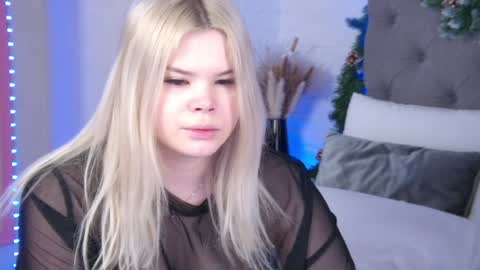 Hallie online show from January 7, 1:06 am