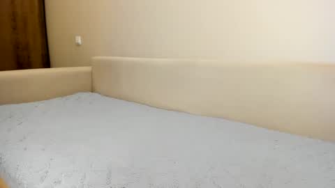 new hot online show from December 17, 5:11 am