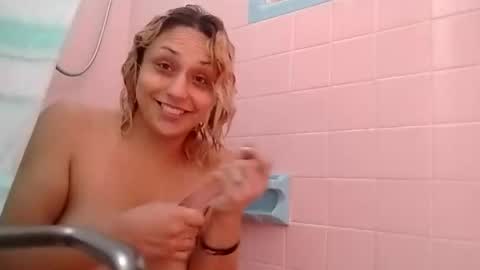 Twocrazy85 online show from October 19, 5:53 am