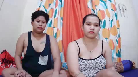 Lyn and lea online show from February 15, 10:00 am