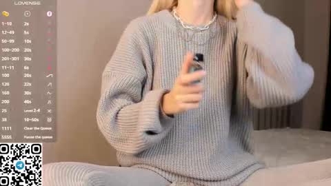 Christine 3 Next broadcast tomorrow at 2100 GMT 5 online show from October 8, 7:07 pm