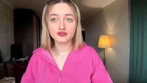 Emily online show from November 17, 10:49 am