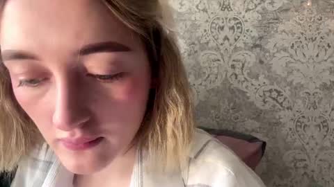 Emily online show from November 29, 9:24 am