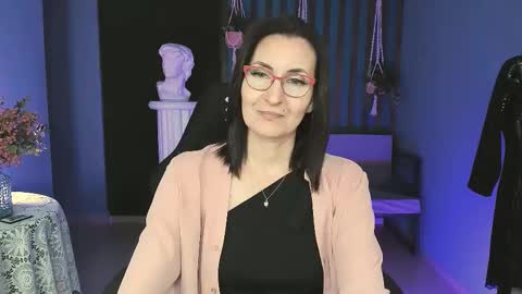 UnaTera online show from October 13, 9:23 am