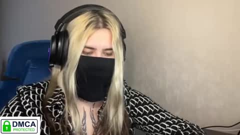 unaxyling online show from February 26, 1:26 am