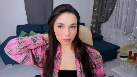 Patricia online show from March 4, 7:32 pm