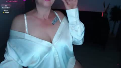 Eva online show from June 15, 10:10 pm