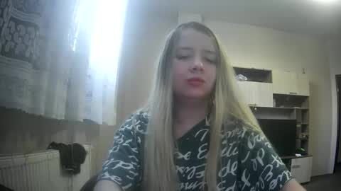 UniverseEmily online show from October 20, 8:06 am