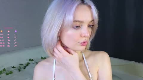 ShizukaShizuSHIZ online show from October 25, 3:25 am