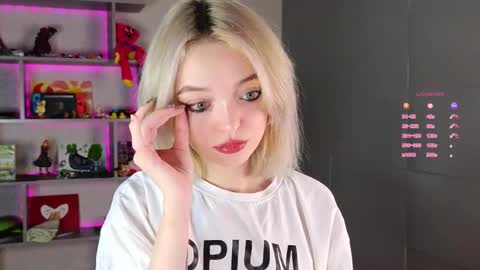 ShizukaShizuSHIZ online show from September 9, 3:28 am