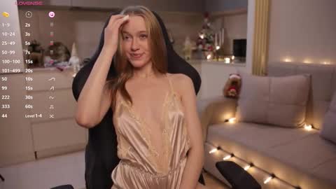 UnnaBella online show from December 22, 7:17 pm