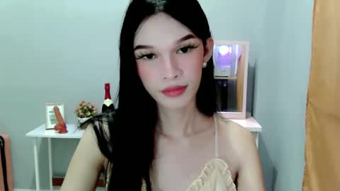 ur_asianbabexxx online show from December 5, 12:06 pm