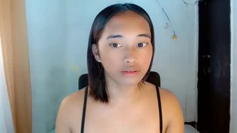 Ellie online show from April 3, 10:13 am