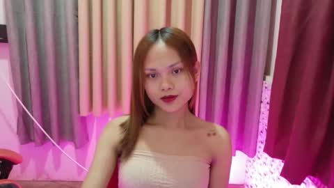 urasian_crisa online show from December 19, 9:23 am