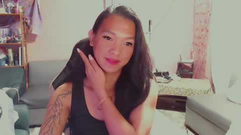 NEWRA  ALLISON online show from February 11, 8:10 pm