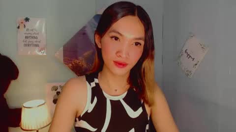 urblossom_harahxxx online show from January 18, 9:45 am