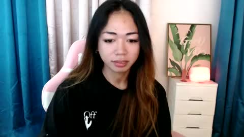 ayumi reacher online show from February 11, 5:40 pm