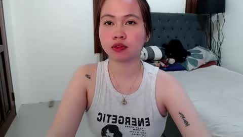 urfcking_lea online show from November 10, 5:35 am