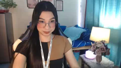 Ashley Kate Mateo Gray online show from January 9, 10:52 am