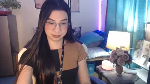 Ashley Kate Mateo Gray online show from December 10, 10:17 am