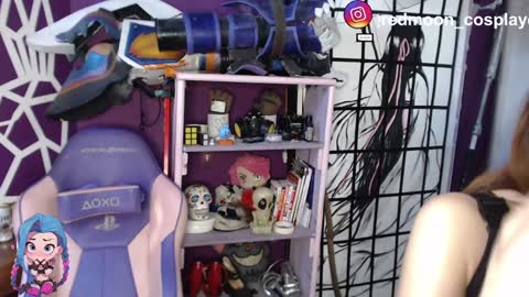 --Lucy-- online show from January 15, 8:58 pm