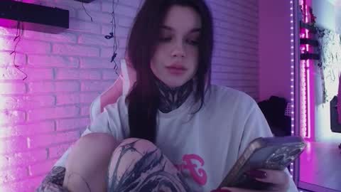 Eva online show from January 13, 2:11 pm