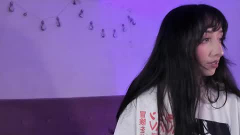 v1cky_ online show from November 6, 11:21 pm