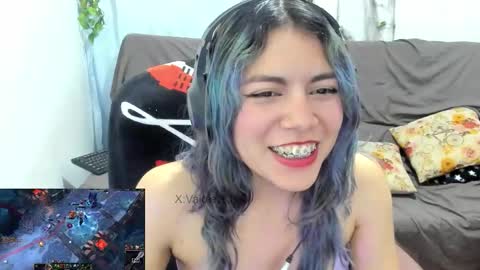 Vaiolet1314 online show from March 7, 4:19 am