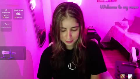 valentina online show from March 24, 3:01 am