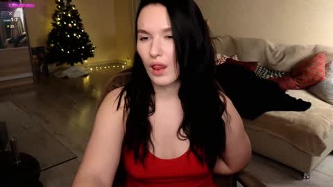 Val online show from December 24, 8:49 pm