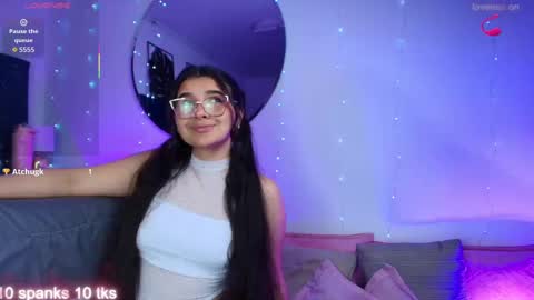 Tifanny  online show from September 11, 8:09 pm