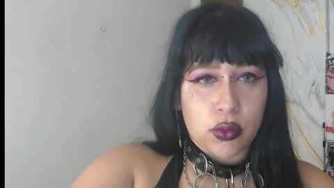 valen_ross7 online show from June 3, 8:48 am