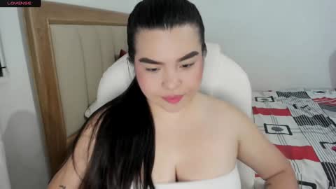 valentina_anzuate online show from December 4, 5:27 am