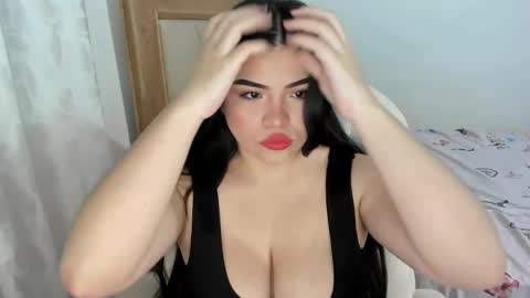 valentina_anzuate online show from March 12, 8:09 pm