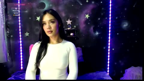 valentinarojass_ online show from March 30, 3:11 pm