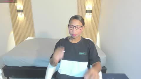 valentinarose4 online show from December 1, 11:14 am