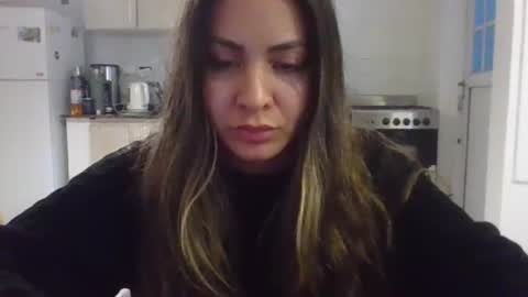 valentinaseleni24 online show from June 28, 11:33 pm