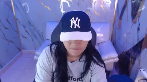 valeri_harpers4 online show from September 24, 3:11 pm