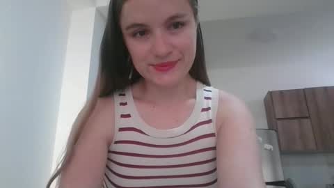 valeriafrannco online show from October 6, 7:07 pm